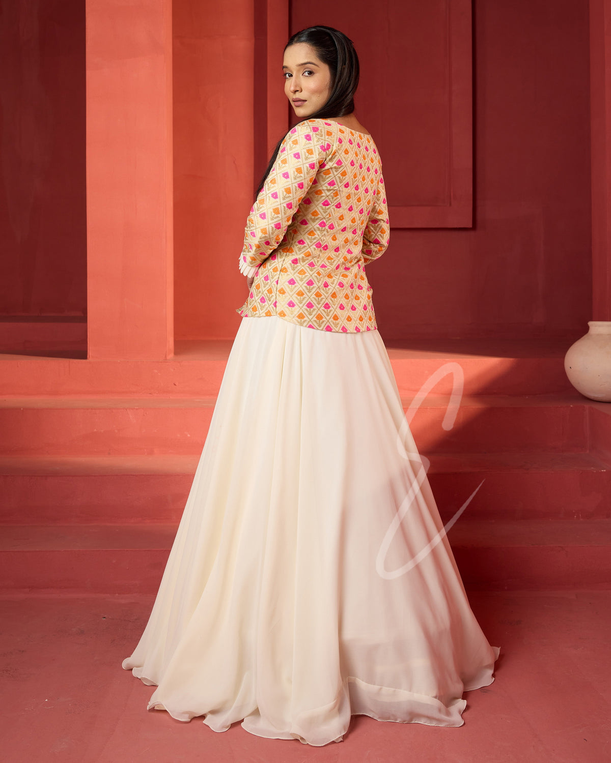 A flowing cream premium georgette skirt