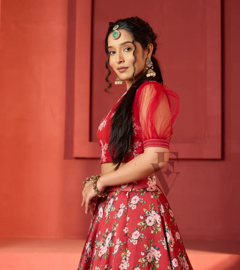 This maroon set is a perfect mix of elegance